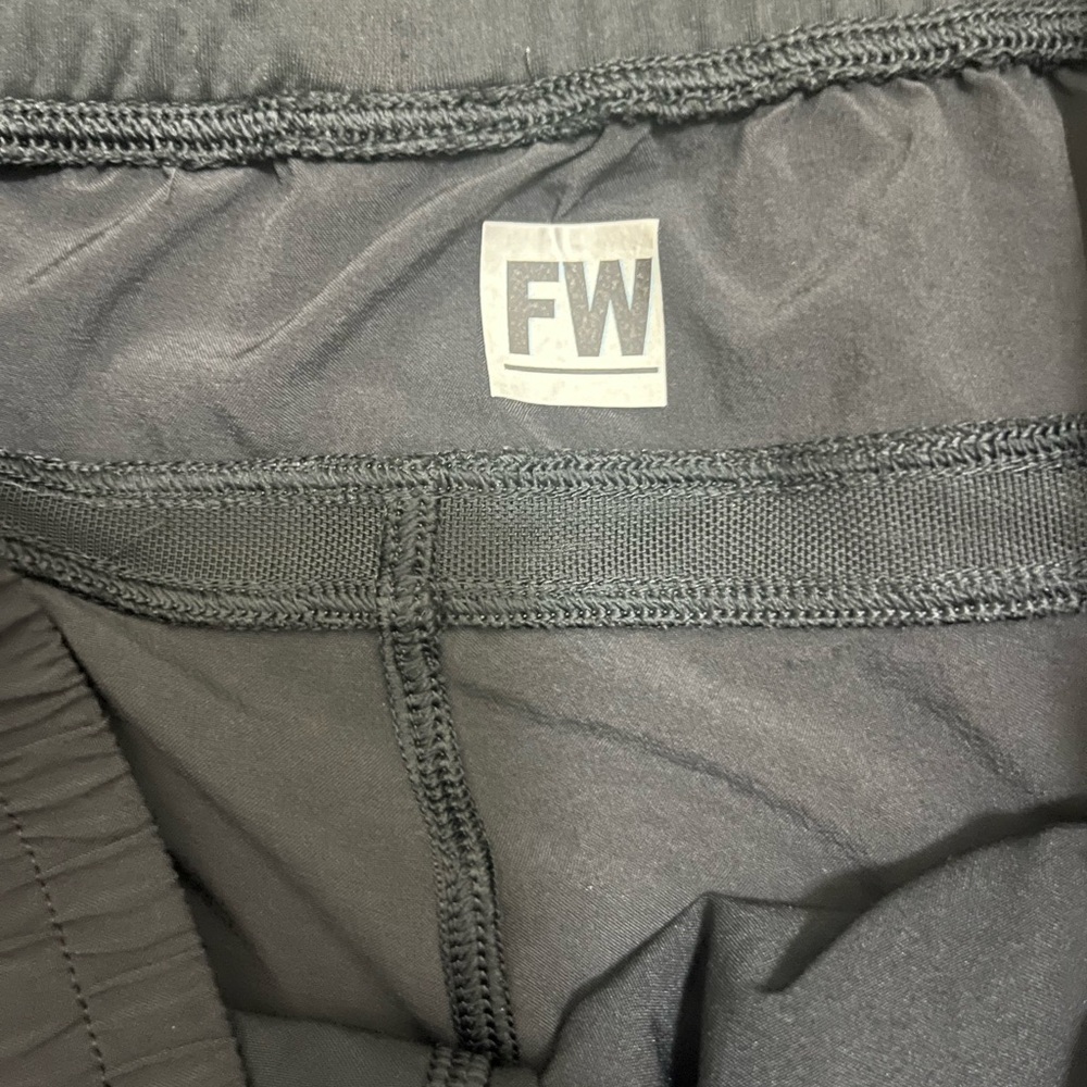 lululemon athletica Black Men's Athletic Shorts with Team Crest Raiders - Picture 4 of 8